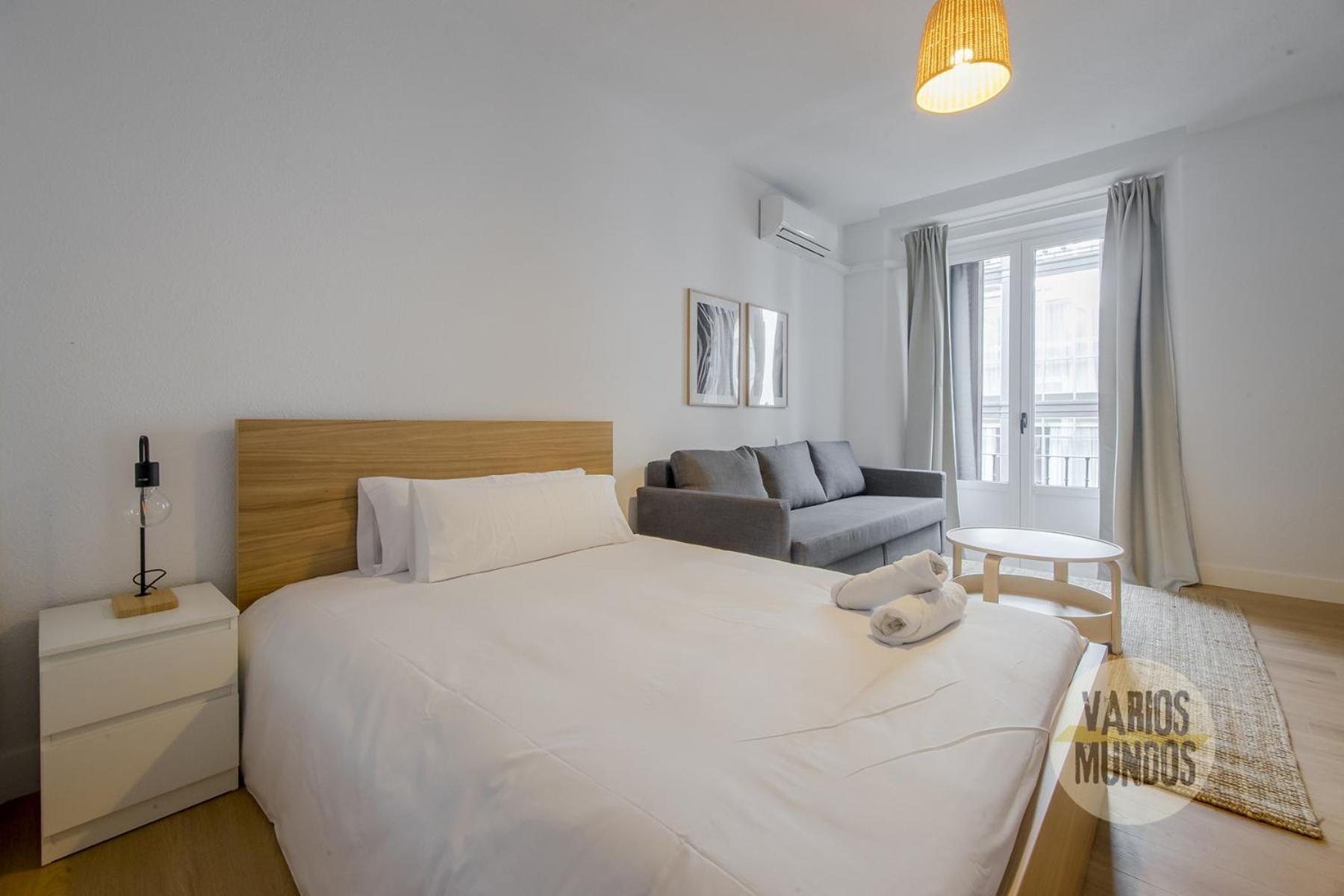 Comodo Y Centrico Loft En Calle Carretas - Madrid Centro Eksteriør billede